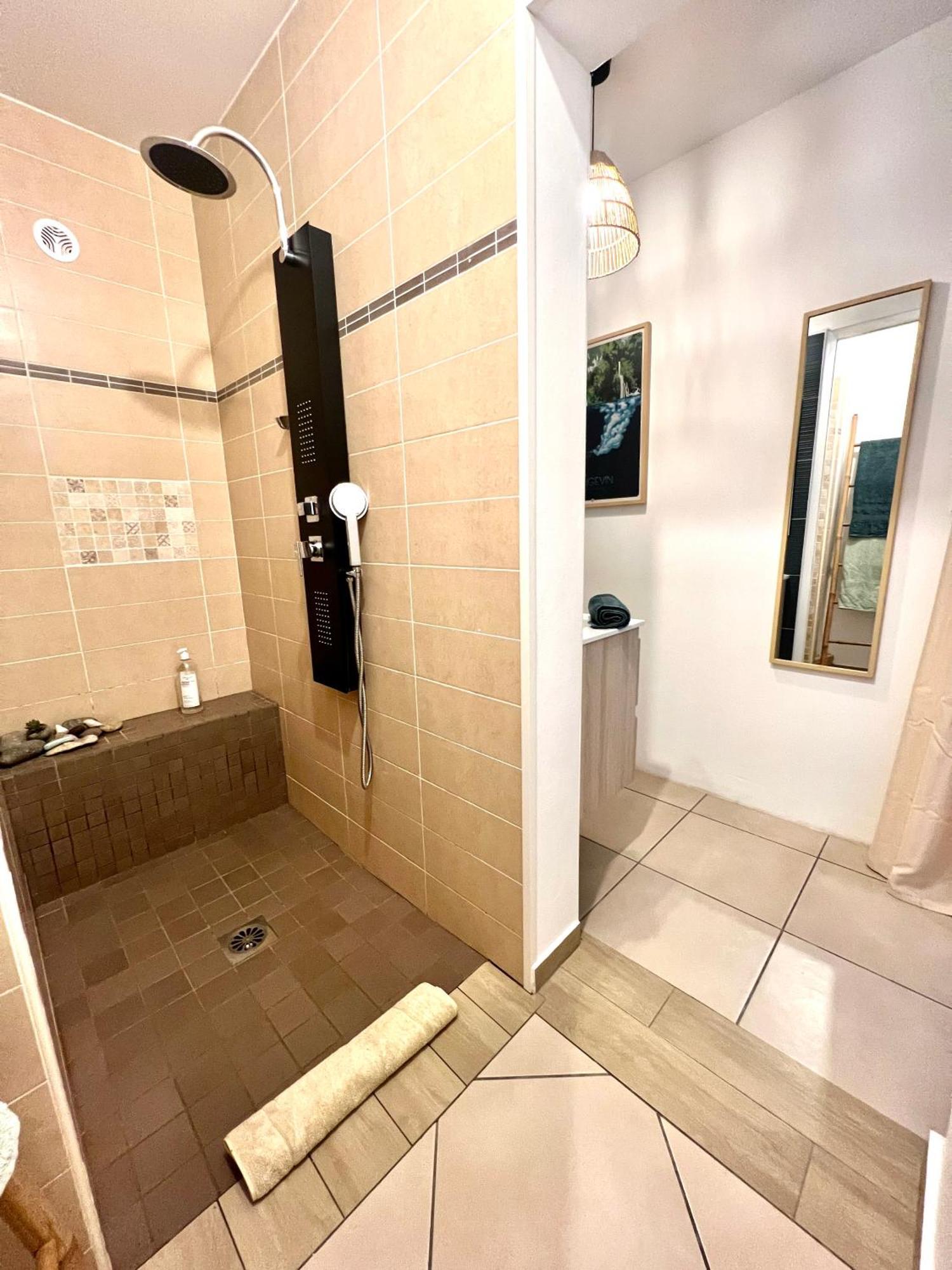 Villa Ti Moon, Entre Deux, Piscine Номер фото